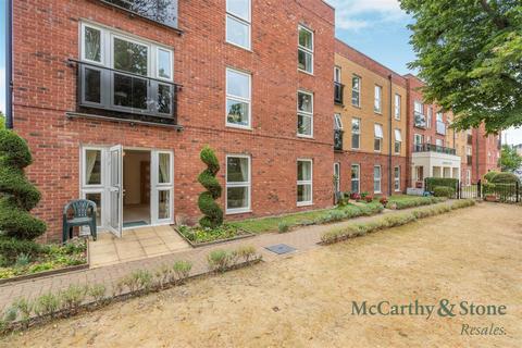 2 bedroom apartment for sale, Humphrey Court, The Oval, Stafford, Staffordshire, ST17 4SD