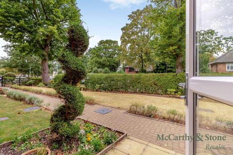 2 bedroom apartment for sale, Humphrey Court, The Oval, Stafford, Staffordshire, ST17 4SD