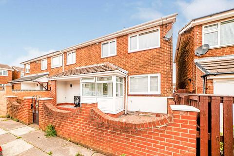 3 bedroom house to rent, Wessex Close, Tyne and Wear SR5