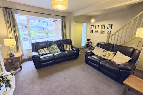 5 bedroom semi-detached house for sale, Castlefields Crescent, Brighouse HD6