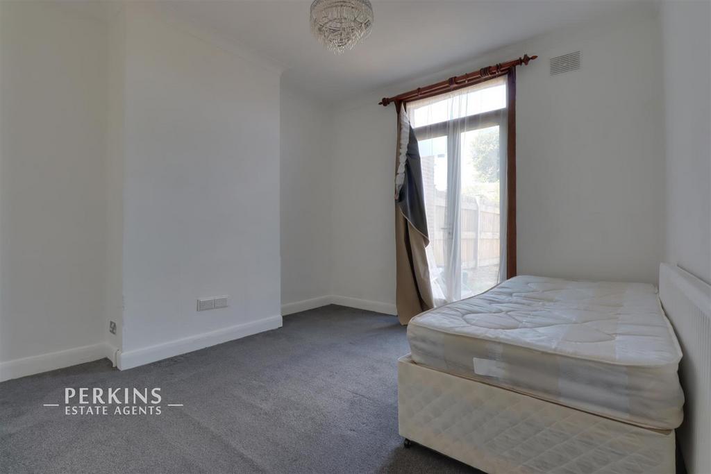House in London, Greenford - View 2