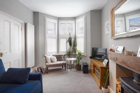 2 bedroom house for sale, Jennings Road, East Dulwich, London, SE22