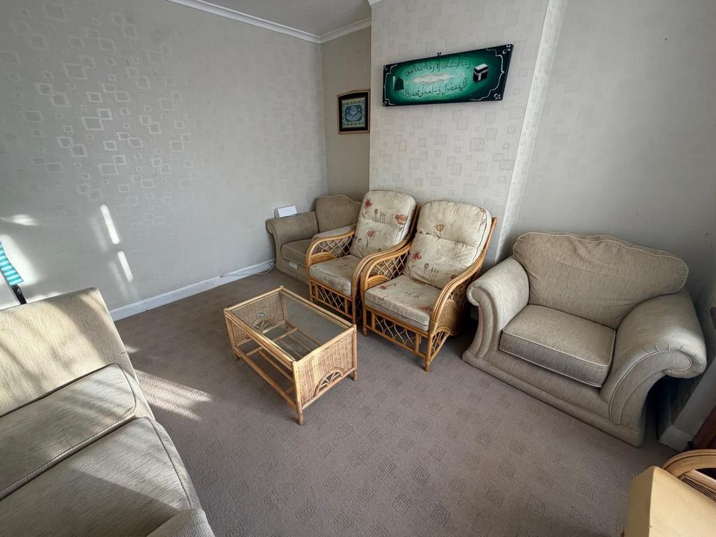 House in Southall - View 2
