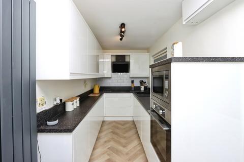 3 bedroom semi-detached house for sale, Pagenall Drive, Swallownest, S26