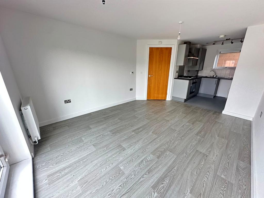 Apartment in Leicester, Hamilton - View 2