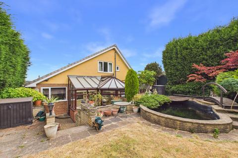 5 bedroom detached house for sale, Kempton Drive, Arnold, Nottingham