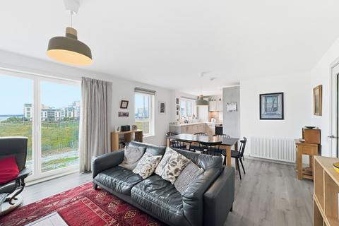 2 bedroom flat for sale, 12/8 Sandpiper Drive, Leith, Edinburgh, EH6
