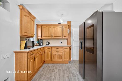 undefined, Lawrence Avenue, New Malden