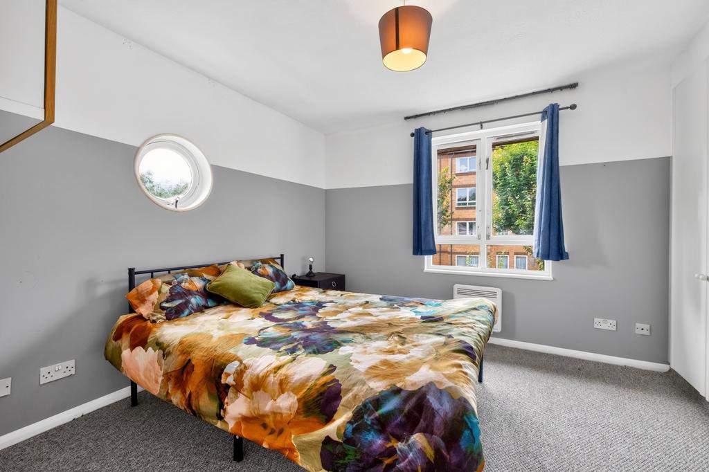 Apartment in London - View 2