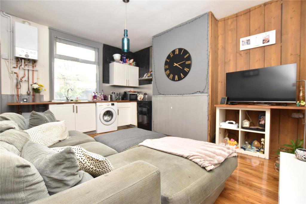House in Leeds - View 5