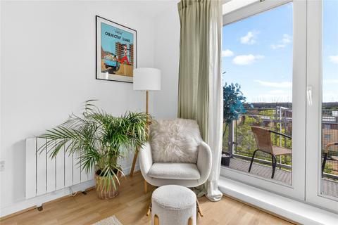 undefined, Kelvin Gate, Bracknell, Berkshire, RG12