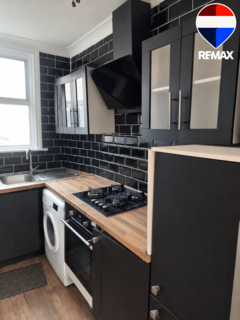 2 bedroom flat to rent, Hermit Road, London E16