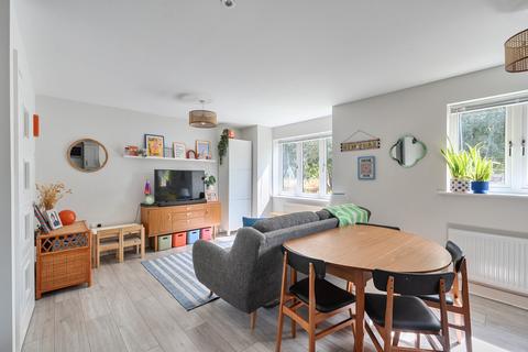 2 bedroom flat for sale, Kenworthy Way, North Stoneham, Eastleigh, Hampshire, SO50