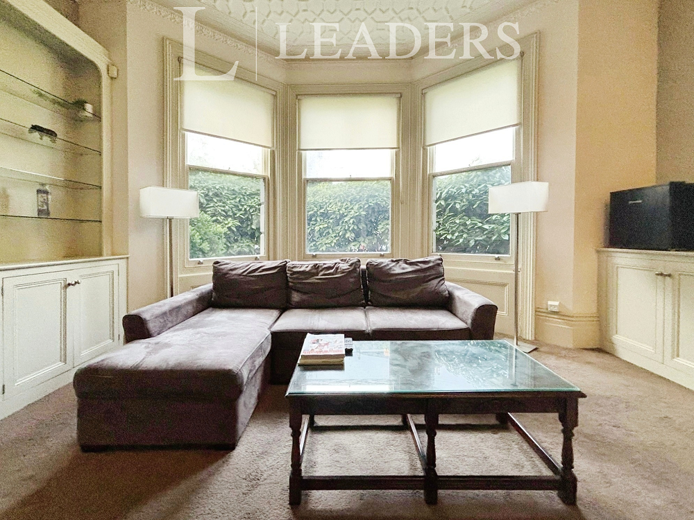 Apartment in Buckingham Road, Brighton and Hove - View 4