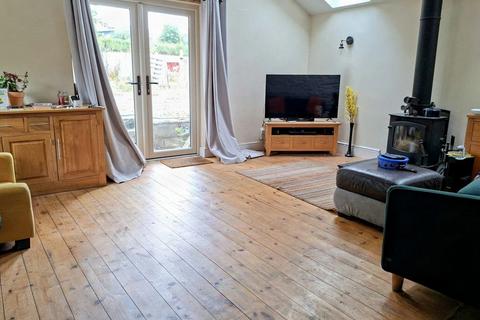 4 bedroom cottage for sale, Llansilin SY10