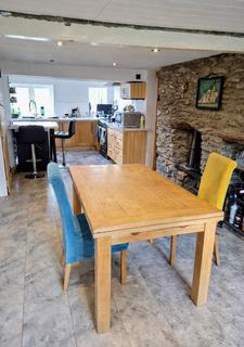 4 bedroom cottage for sale, Llansilin SY10