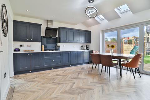 5 bedroom detached house for sale, Merlin Drive, Barnard Castle