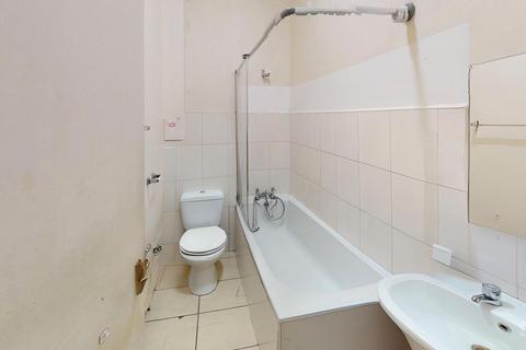 2 bedroom flat for sale, Old Kent Road, London, SE1