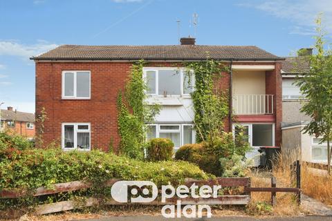 3 bedroom flat for sale, Hawkins Crescent, Newport