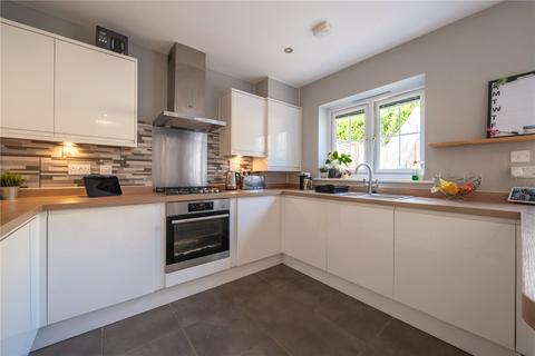 3 bedroom semi-detached house for sale, Bramley Avenue, Horam, Heathfield, TN21