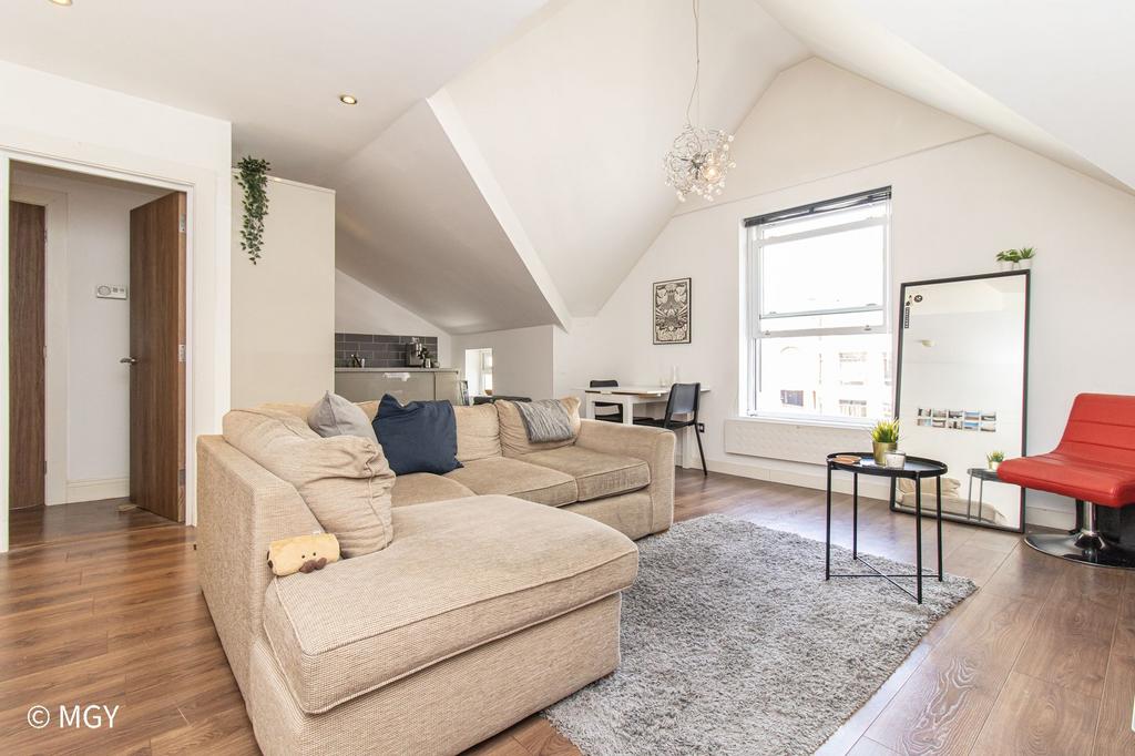 Apartment in Cardiff - View 2