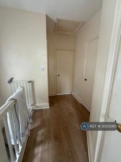 2 bedroom flat to rent, Abbotts Park Road, London, E10