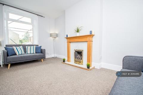 2 bedroom terraced house to rent, Holmes Lane, Bacup, OL13