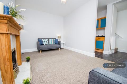 2 bedroom terraced house to rent, Holmes Lane, Bacup, OL13