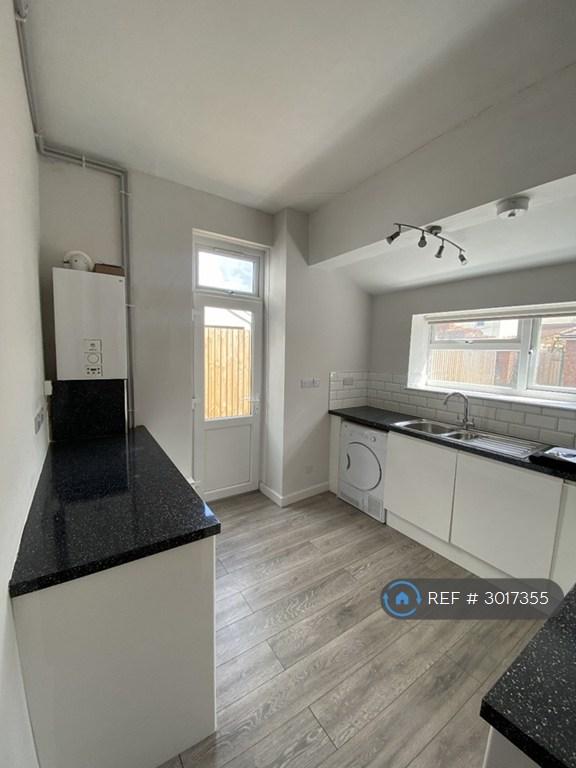 Apartment in Bristol - View 3