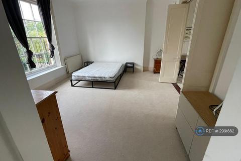 undefined, London Road, Reading, RG1