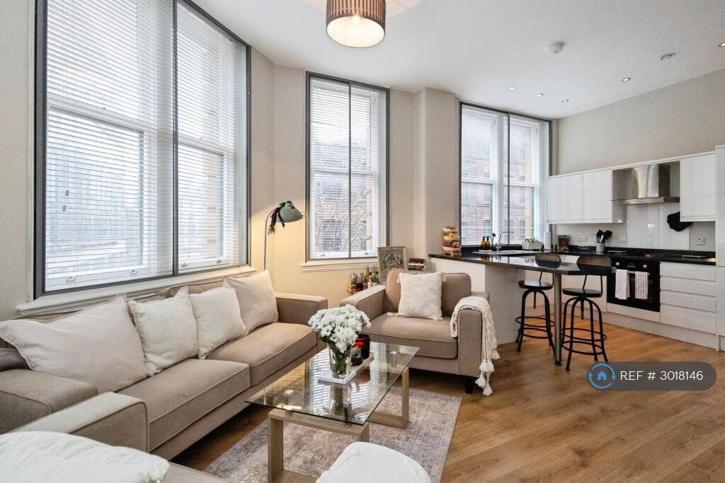 Apartment in Manchester - View 5