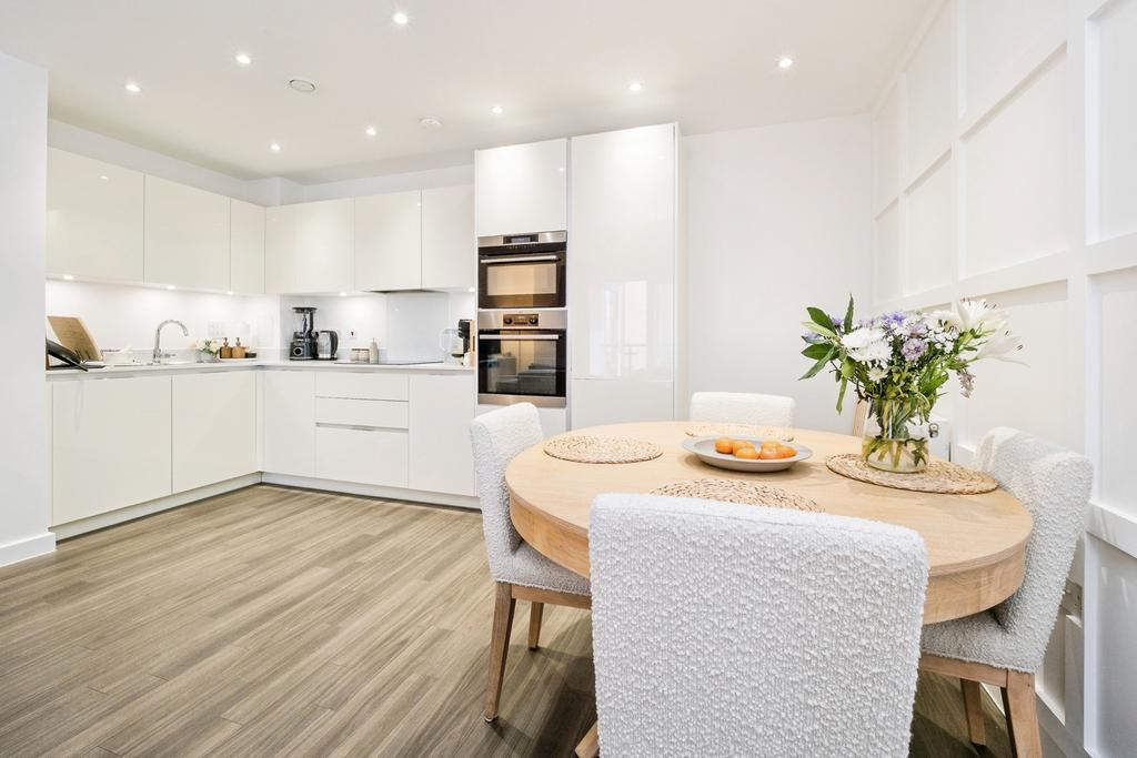 Apartment in London - View 5