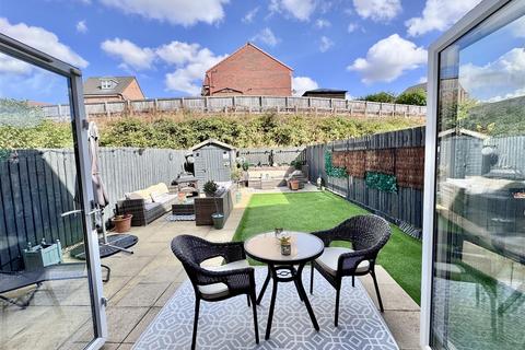 4 bedroom semi-detached house for sale, Collier Way, Mapplewell, Barnsley