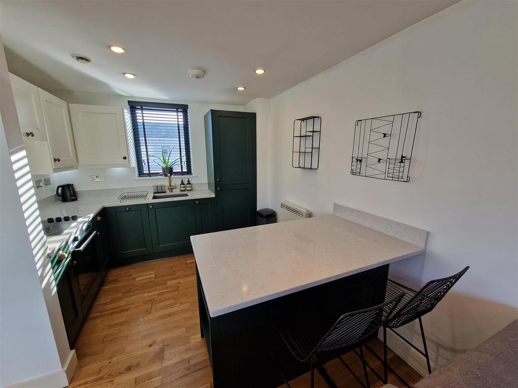 House in Manchester, Brunswick, Ardwick - View 2