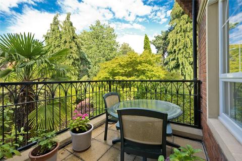 2 bedroom apartment for sale, Ormonde Place, Old Avenue, Weybridge, Surrey, KT13