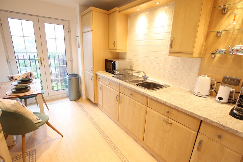 Apartment in Glasgow - View 3