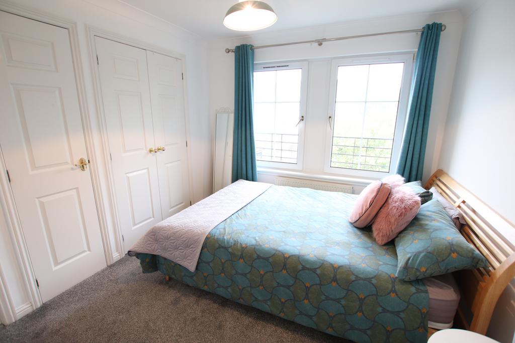 Apartment in Glasgow - More