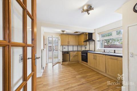 3 bedroom semi-detached house for sale, Yewlands Avenue, Preston PR5