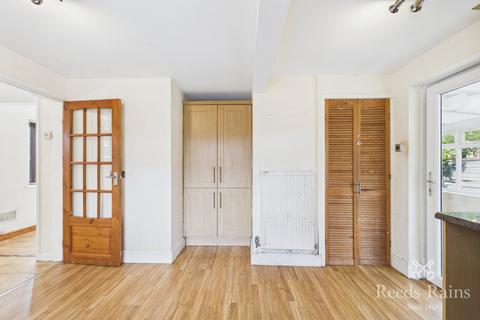 3 bedroom semi-detached house for sale, Yewlands Avenue, Preston PR5