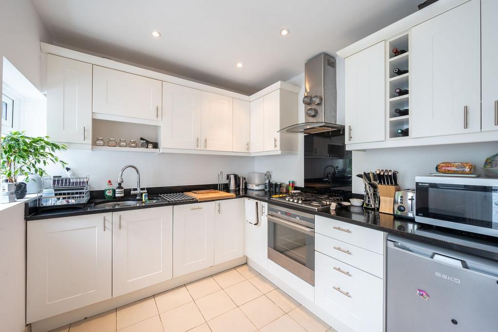 House in London - View 3