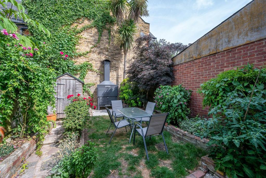 House in London - View 4