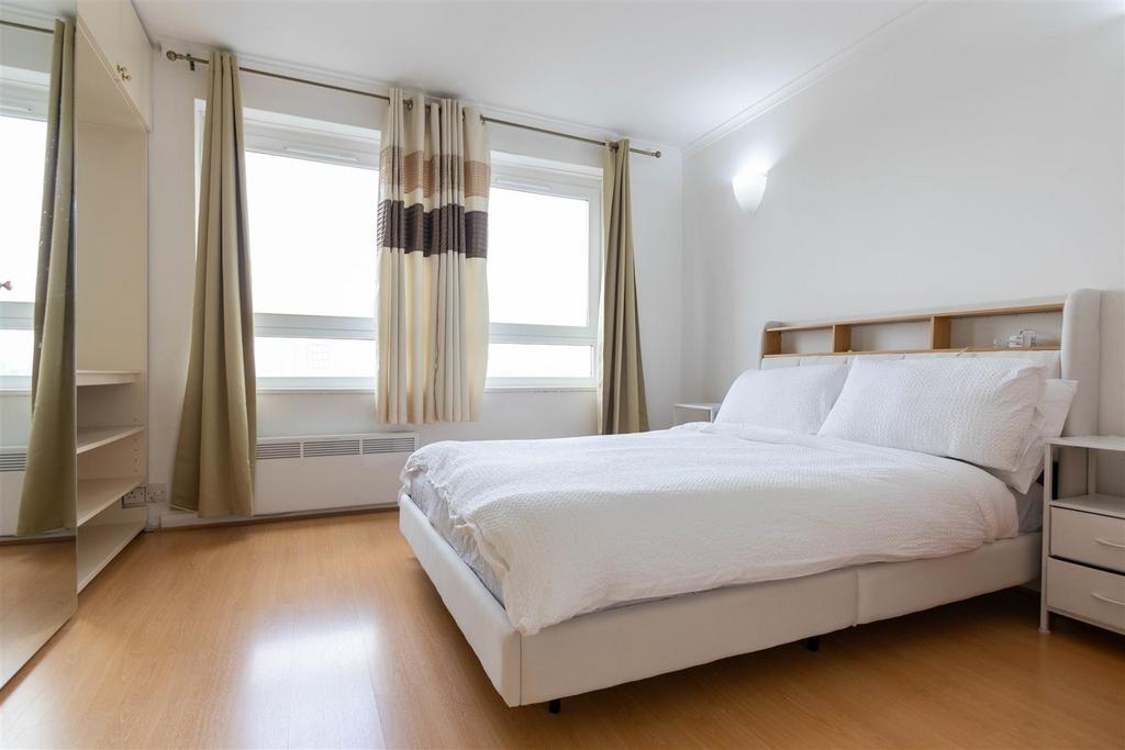 Apartment in Maida Vale - View 2