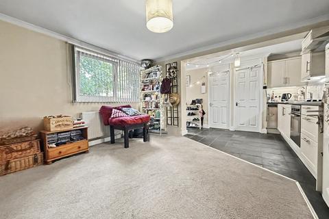 1 bedroom flat for sale, Winchester
