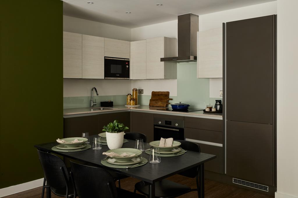 Apartment in London - View 5
