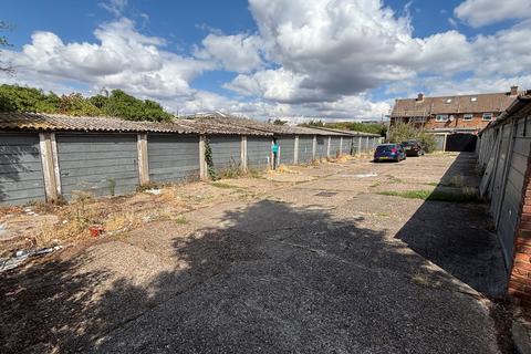 Land for sale, Garage Compound at Gosling Road, Berkshire, SL3 7TN