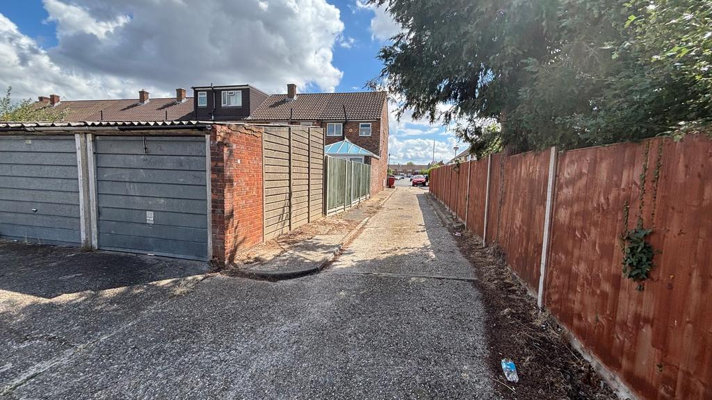 Garage Compound at Gosling Road, Berkshire, SL3 7TN - More
