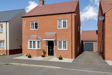 4 bedroom detached house for sale, Braeburn Way, Cranfield, Bedford