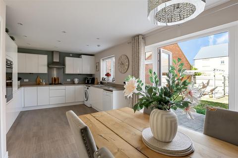 4 bedroom detached house for sale, Braeburn Way, Cranfield, Bedford