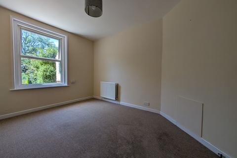 3 bedroom semi-detached house to rent, Woodmill Lane, Southampton SO18