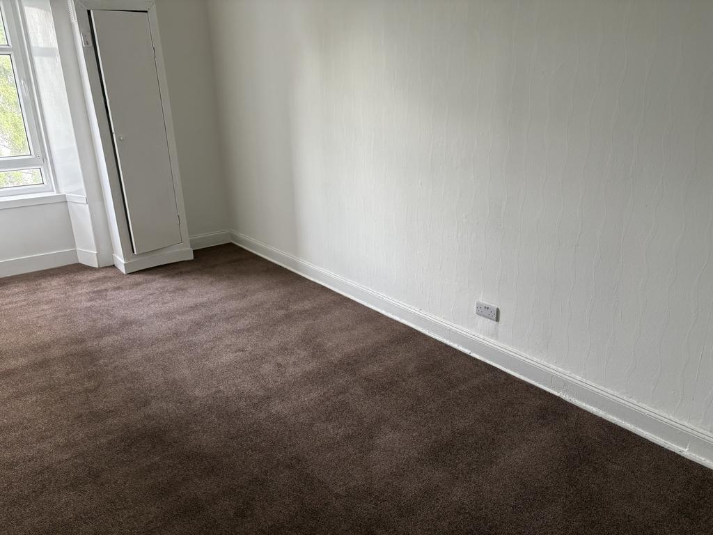 Apartment in Paisley - More